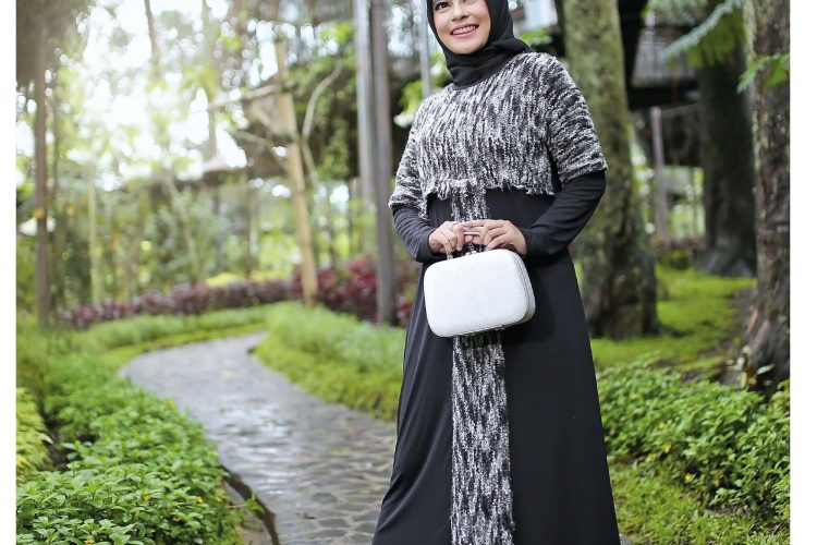 Model Pilihan Busana Muslim Wanita Indonesia 2018